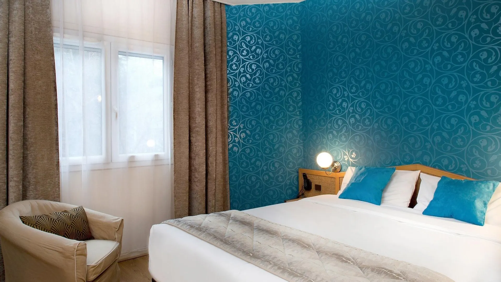 Logis Hôtel du Midi - Saint Etienne Sud Hotel