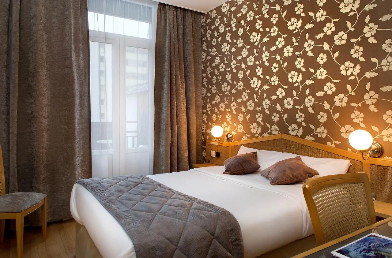 *** Hotel Logis Hôtel du Midi - Saint Etienne Sud France