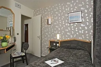 Hotel Logis Hôtel du Midi - Saint Etienne Sud